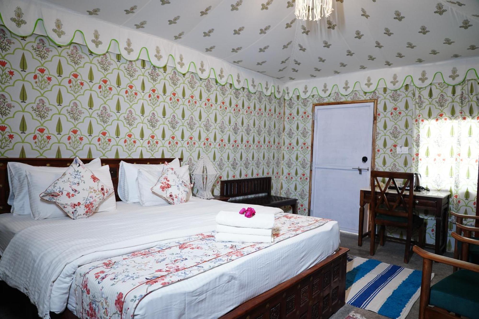 Heli Pushkar Hotell Eksteriør bilde